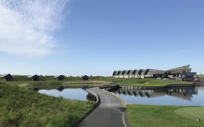 “Welcome, Mister Bond!” Fremtidens golfparadis bruger styring fra Somfy.